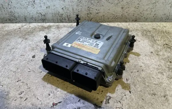 Mercedes-Benz GL X166 Engine control unit/module A2789001300 0261S07813 A2789011300