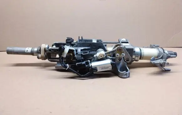 BMW 5 F10 F11 Steering wheel axle set 6778135