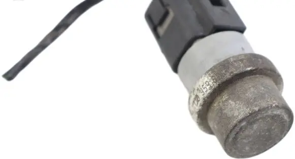 Volkswagen Golf IV Coolant temperature sensor 1J0959625