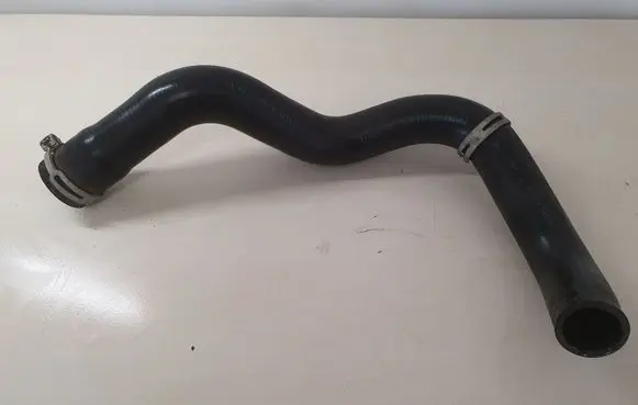 Peugeot 407 Engine coolant pipe/hose