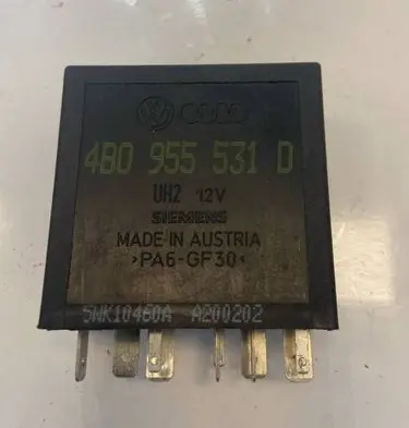 Volkswagen PASSAT B5 Other relay 4B0955531D A200202 5WK10460A
