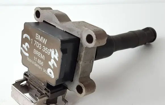 BMW 7 E38 High voltage ignition coil 1703359 11856