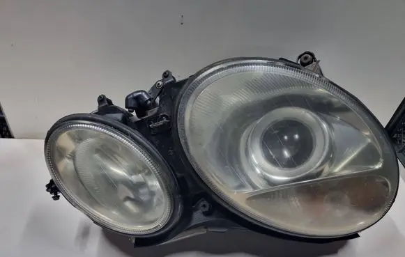 Mercedes-Benz E W211 Headlight/headlamp 5DF00827900 74062200 00279072