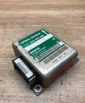 Audi A6 S6 C4 4A Airbag control unit/module 8A0959655 0285001085