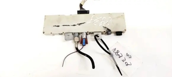 BMW 3 E46 Antenna control unit 65258368208 8368208