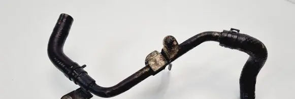 Toyota Avensis T250 Engine coolant pipe/hose