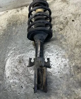 Mercedes-Benz Vito Viano W638 Front shock absorber with coil spring