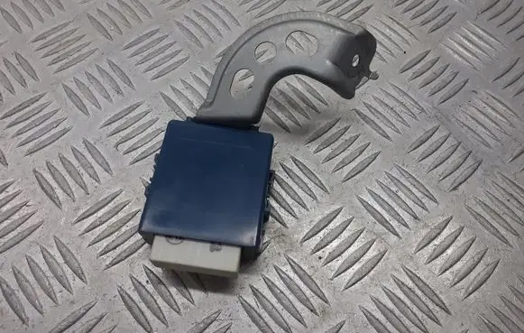 Toyota Yaris Sliding door control unit/module 85980-0D050