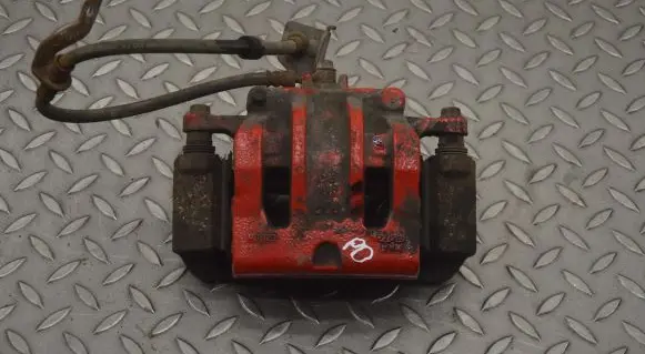KIA Sorento Front brake caliper