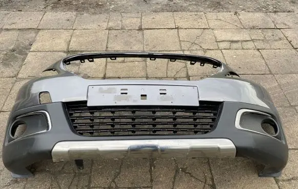 Peugeot 2008 I Front bumper