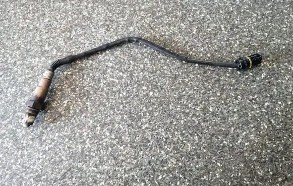 Mercedes-Benz C W203 Lambda probe sensor 0015400517