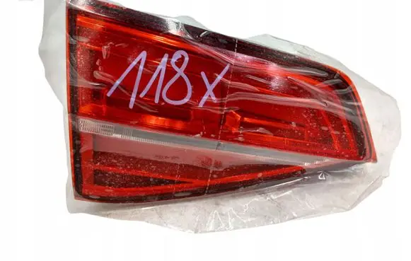 Volkswagen Jetta VI Tailgate rear/tail lights 5C6945307F