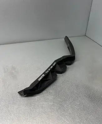 Skoda Octavia Mk2 (1Z) Front bumper mounting bracket 1Z0807184A