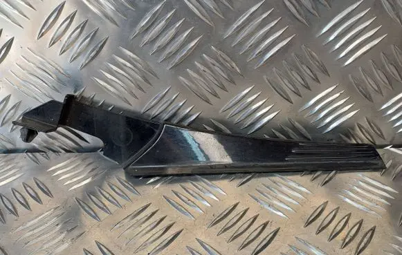Opel Astra H Fender end trim 13272625 315242409