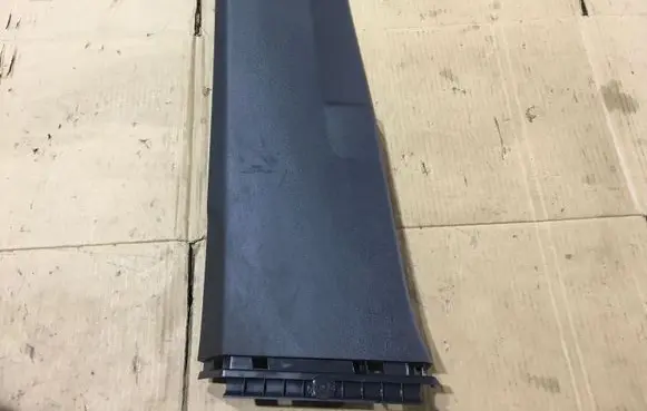 Volkswagen Tiguan (B) pillar trim (bottom) 5NA867291