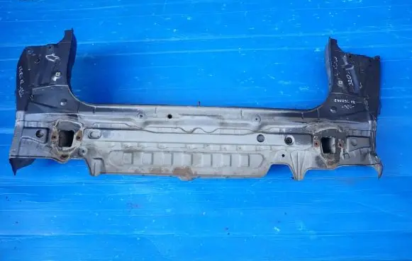 Toyota Corolla Verso E121 Rear bodywork 
