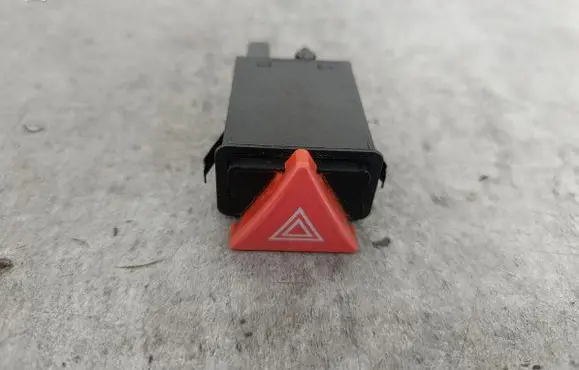 Audi A3 S3 8L Hazard light switch 8L0941509F