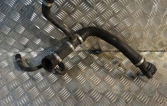 BMW X5 E53 Engine coolant pipe/hose 7526856