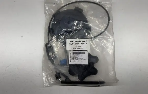 Volkswagen Golf VII Tie down hook / loop 5G9804936A