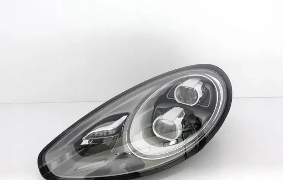 Porsche Panamera (970) Headlight/headlamp 97063107155
