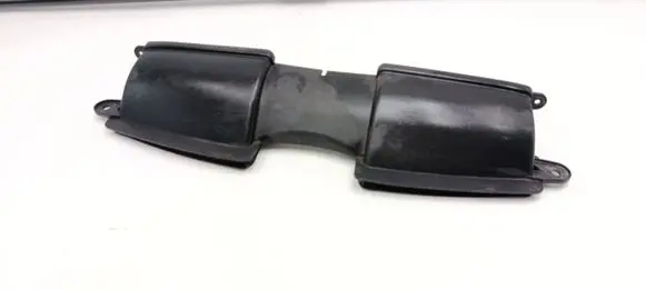 BMW 3 E90 E91 Air intake duct part 7541738