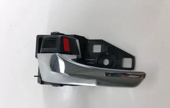 Toyota RAV 4 (XA40) Front door interior handle