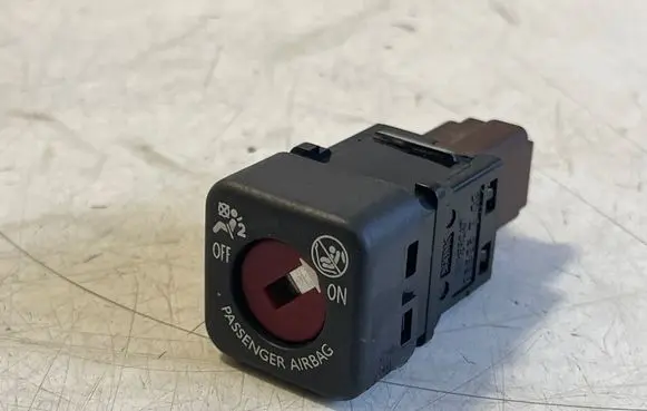 Peugeot Expert Passenger airbag on/off switch 9641391277