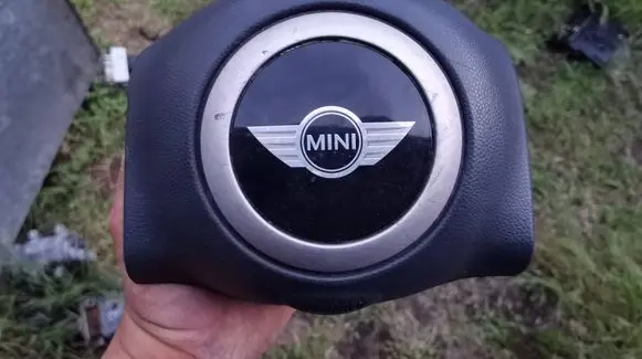 Mini One - Cooper Cabrio R52 Steering wheel airbag 6760366 01420606801881 RG22104004