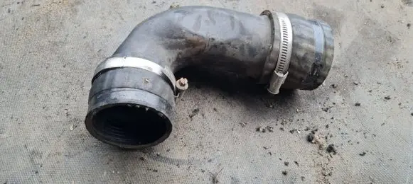 Volvo V70 Intercooler hose/pipe 30751920