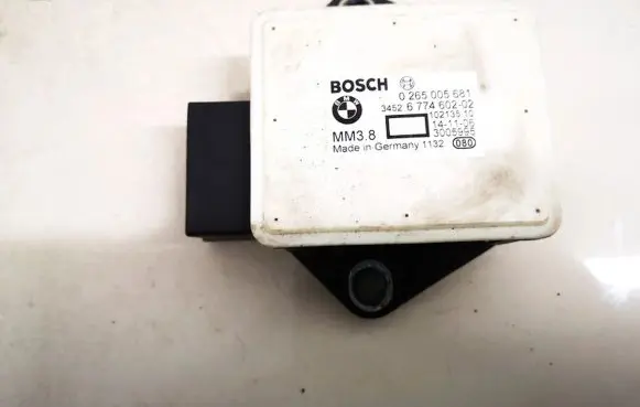 BMW 5 E60 E61 ESP acceleration yaw rate sensor 0265005681 34526774602-02