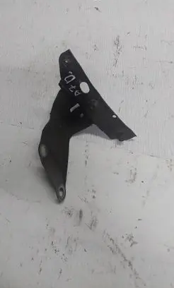 Audi A7 S7 4G Fender mounting bracket 4G8821136D