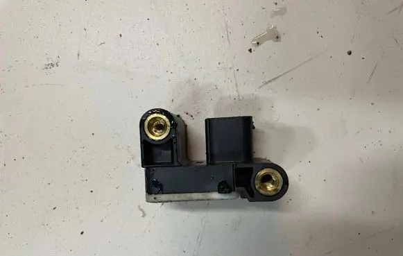 BMW X5 E70 Airbag deployment crash/impact sensor 6911003