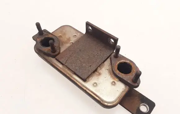 Mitsubishi Pajero EGR valve cooler bracket 
