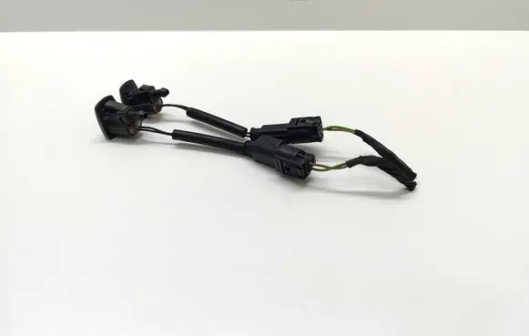 BMW 5 E60 E61 Windshield washer spray nozzle 7046060 967079 9670793