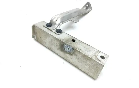 BMW 5 F10 F11 Engine mount bracket 7158894 7158874