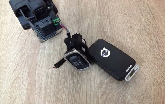 Volvo S60 Ignition lock ZY110191063 31252952