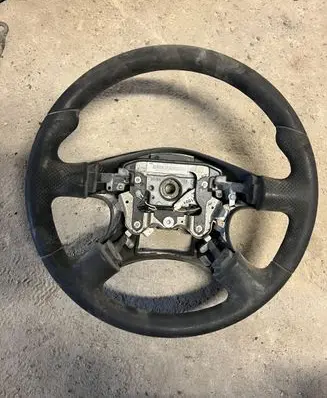 Nissan Almera N16 Steering wheel 951766115