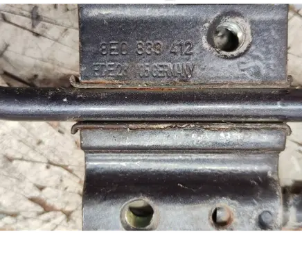 Audi A6 S6 C6 4F Rear door lower hinge 8E0833412