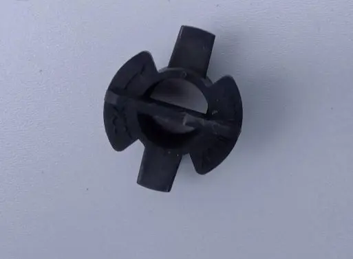 Infiniti Q70 Y51 Radiator mount bracket