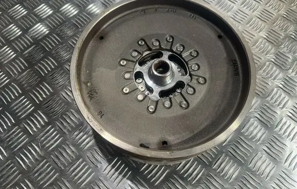 Audi A5 Sportback 8TA Flywheel 0AW105317AK