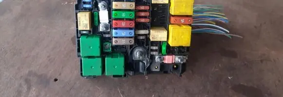 Peugeot Expert Fuse box set 9808959080