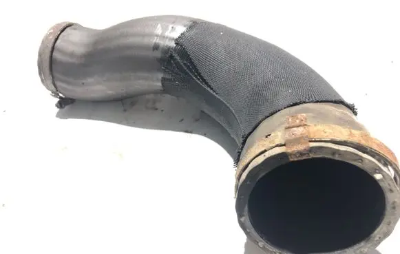 Volvo XC60 Intercooler hose/pipe