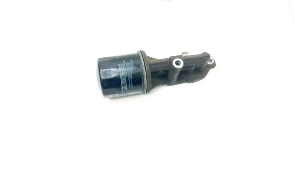 Peugeot 107 Oil filter mounting bracket