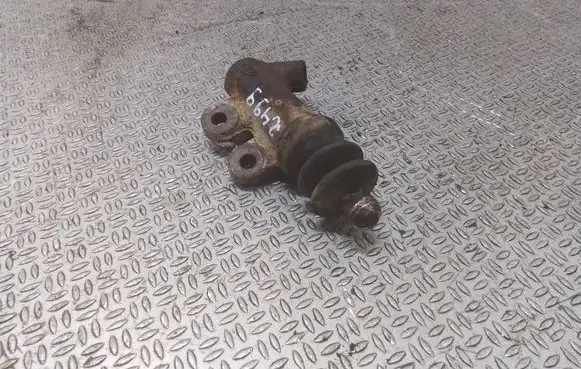 Honda HR-V Clutch slave cylinder 