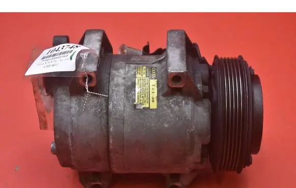 Volvo V70 Air conditioning (A/C) compressor (pump) 30780326