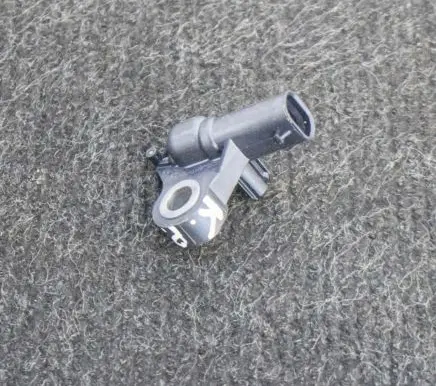 Tesla Model 3 Airbag deployment crash/impact sensor 103676100A