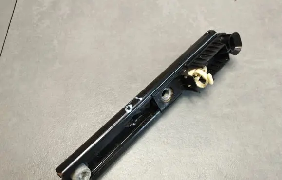 Land Rover Range Rover Sport L320 Seat belt adjustment rail 531137700 2112116014
