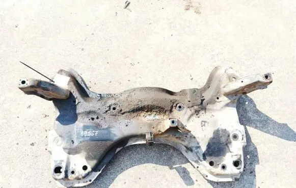 Peugeot 206 Front subframe