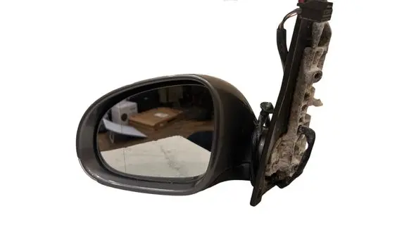 Volkswagen Golf Plus Front door electric wing mirror 010836