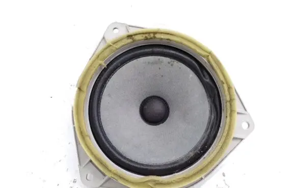 Toyota Hilux (AN10, AN20, AN30) Front door speaker 861600K010